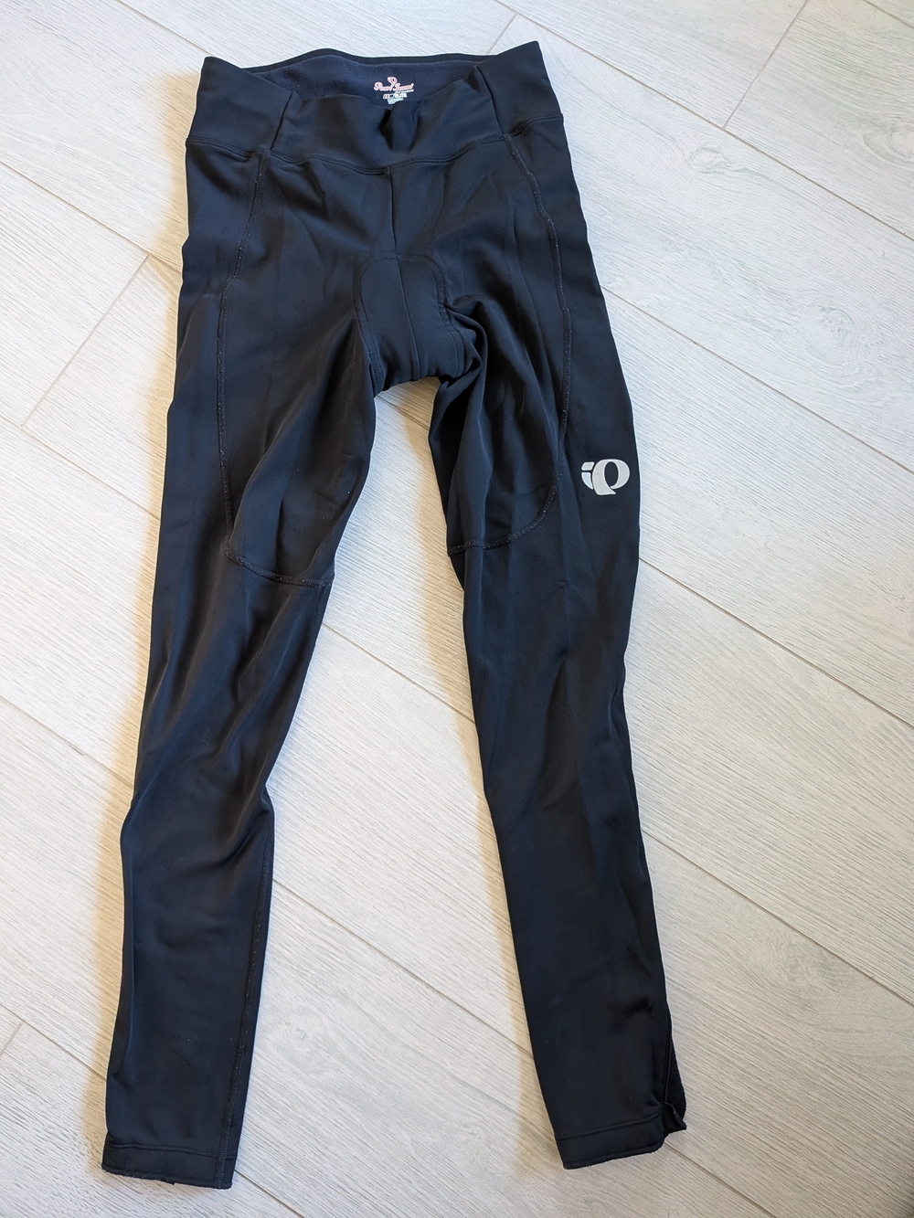 Pearl Izumi Black Women’s Cycling Tights with Reflective Logo